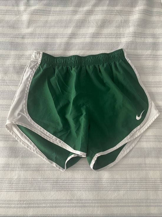 Nike Pants - Nike Women’s Green and White Dry Tempo Short